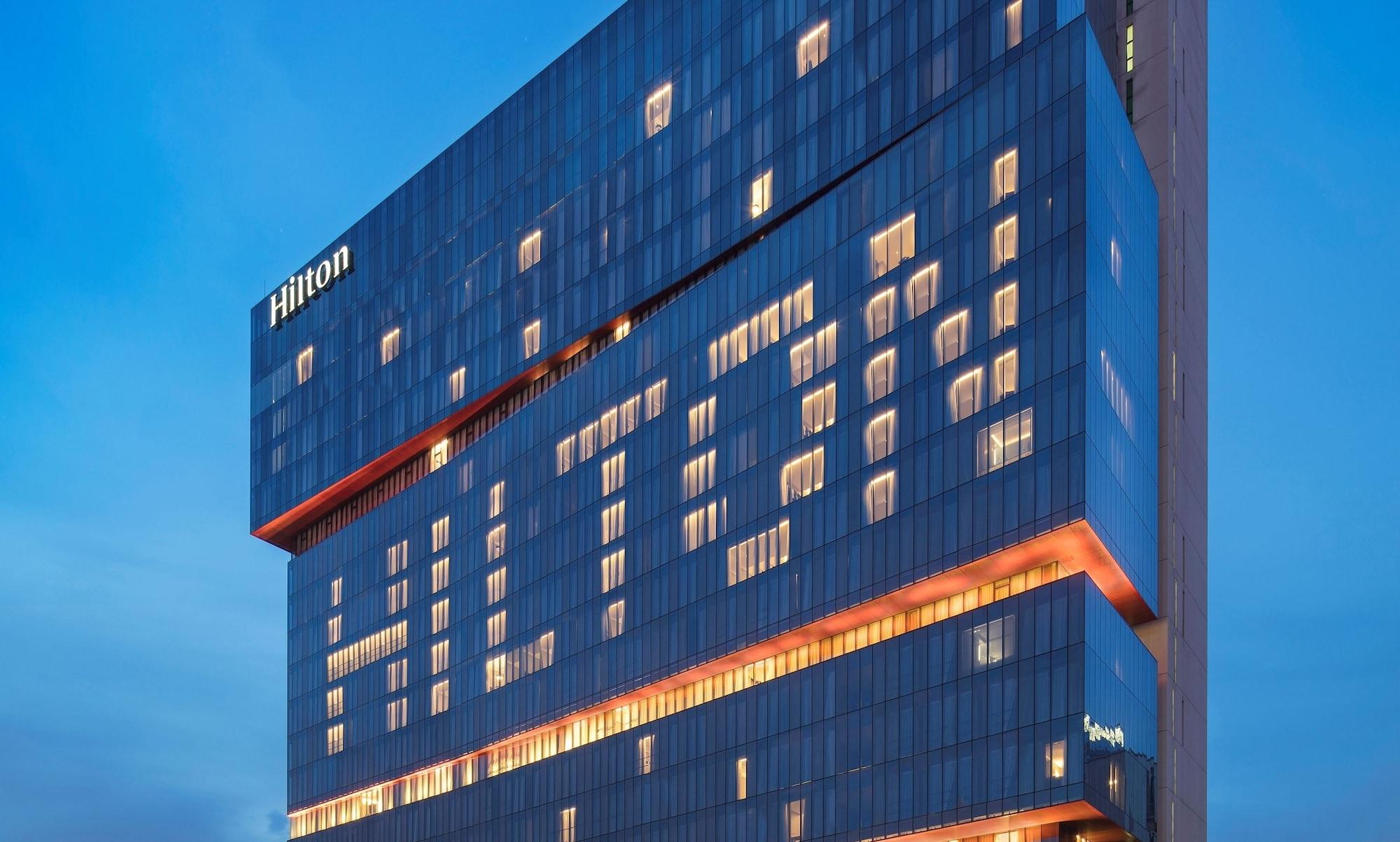 Hilton Tianhe - Free Shuttle Bus And Registration Counter Available During Fair Period