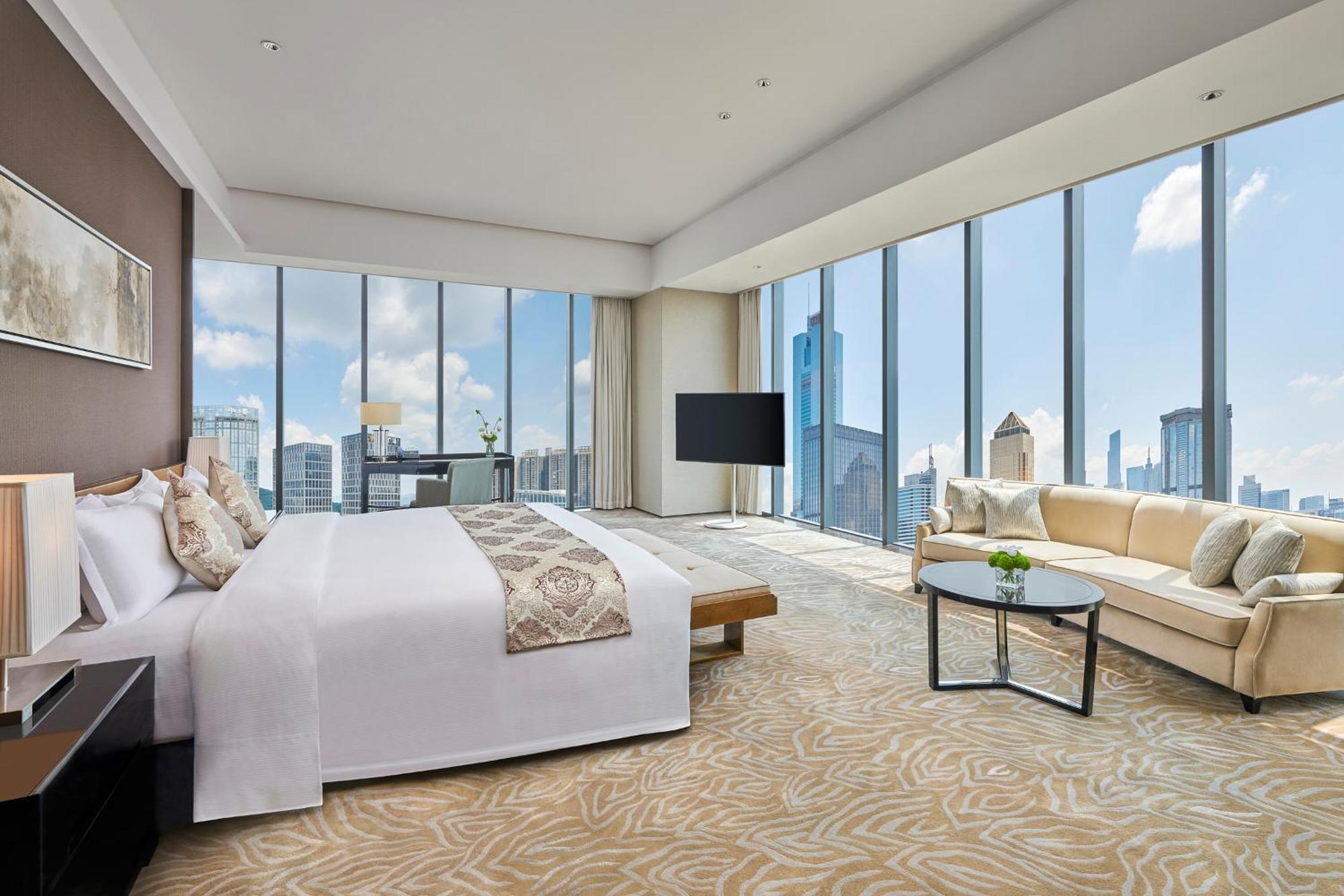 Hilton Tianhe - Free Shuttle Bus And Registration Counter Available During Fair Period Отель