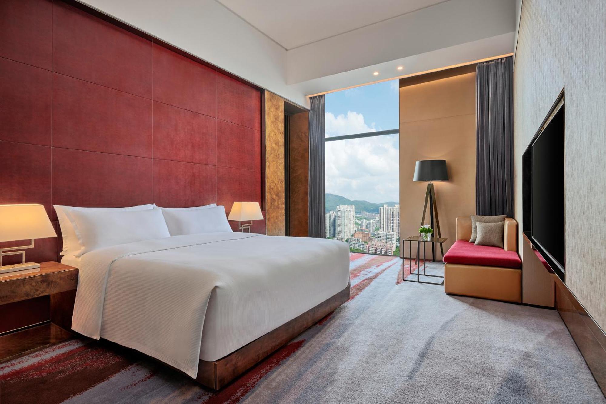 Hilton Tianhe - Free Shuttle Bus And Registration Counter Available During Fair Period Гуанчжоу