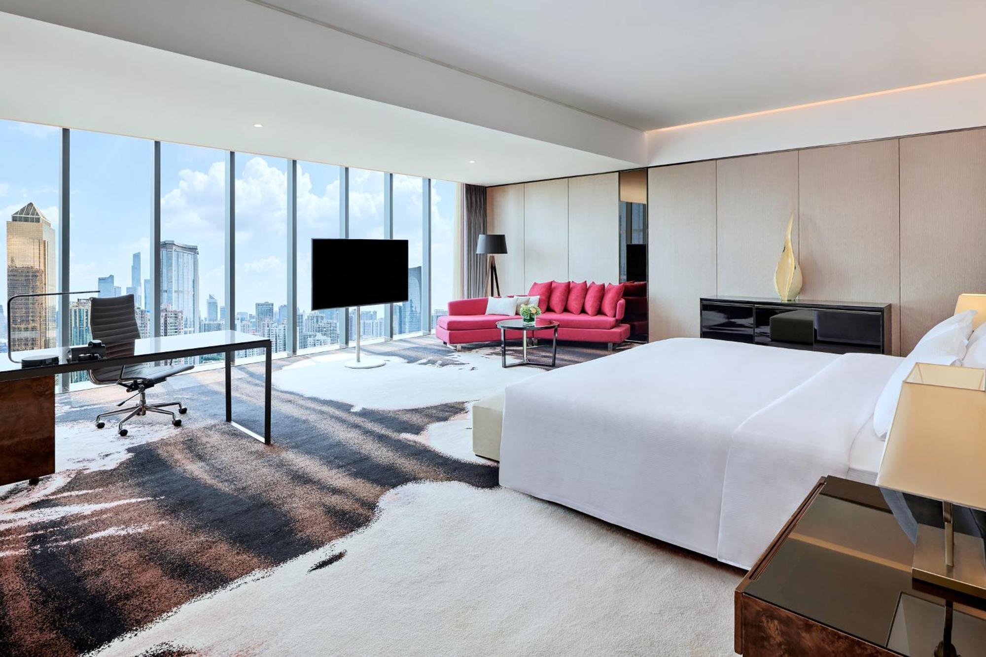 Hilton Tianhe: Fair Shuttle & Registration 酒店 广州